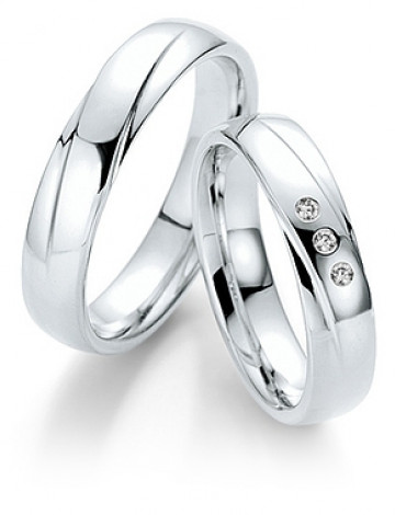 Saint Maurice-Twin Set-Til &iacute; gulu-,hvita- og rau&eth;agulli