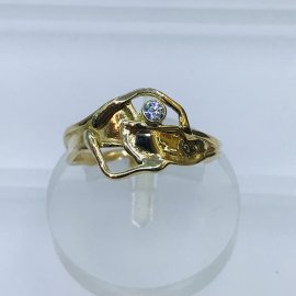 14k gullhringur með zirkon stein